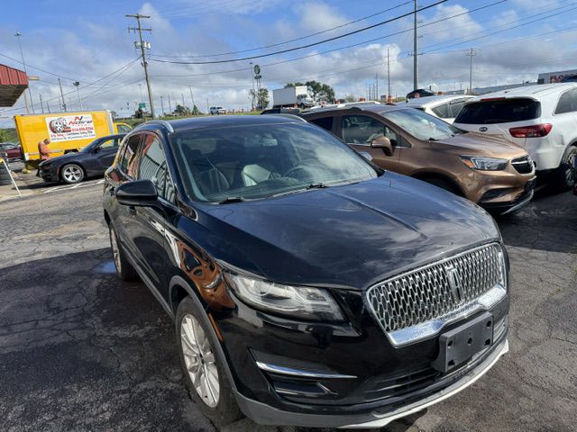 Photo 3 of this LINCOLN MKC