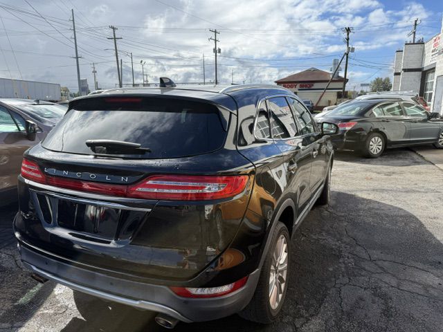 Photo 7 of this LINCOLN MKC