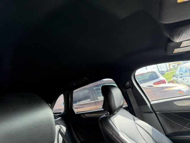 Photo 19 of this LINCOLN MKC