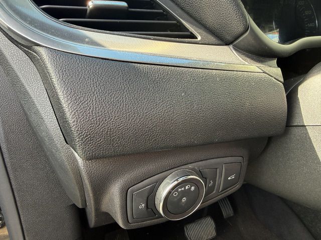 Photo 33 of this LINCOLN MKC