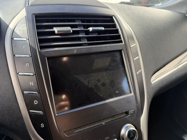 Photo 35 of this LINCOLN MKC