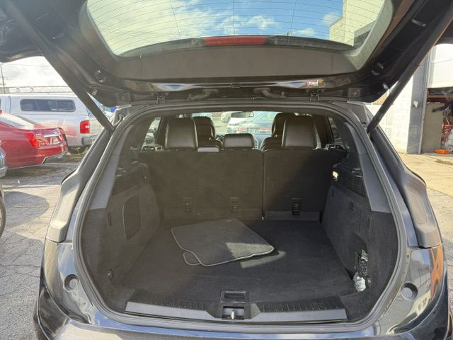 Photo 38 of this LINCOLN MKC