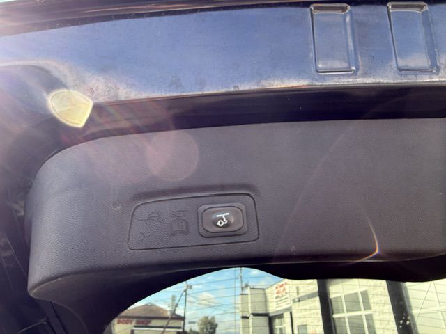 Photo 39 of this LINCOLN MKC