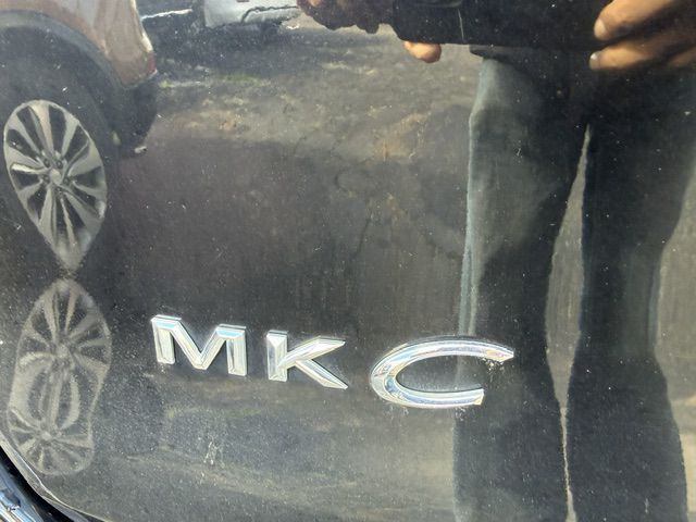 Photo 41 of this LINCOLN MKC