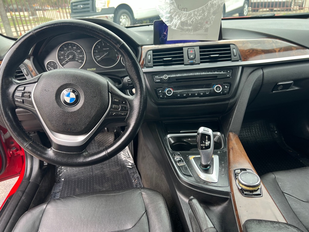 Photo 14 of this BMW 328