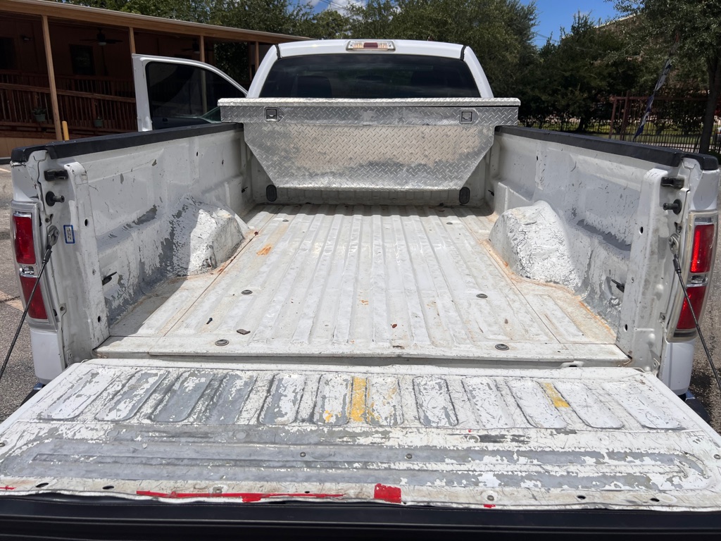 Photo 14 of this FORD F150
