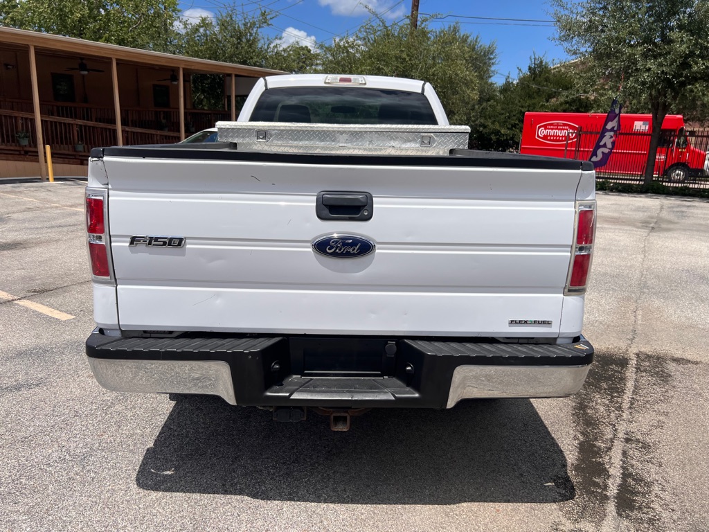 Photo 6 of this FORD F150