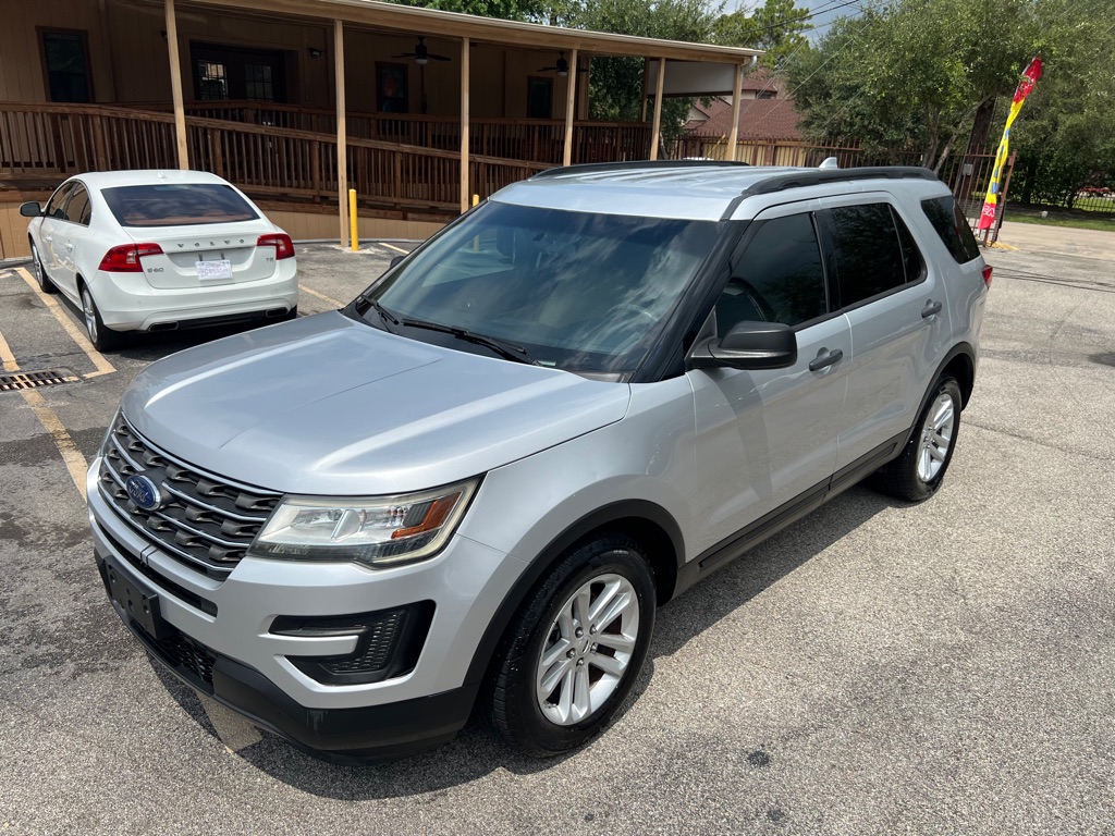 2017 FORD EXPLORER Base's photo