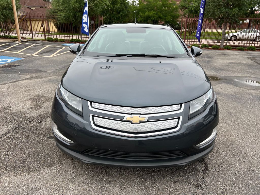 Photo 3 of this CHEVROLET VOLT