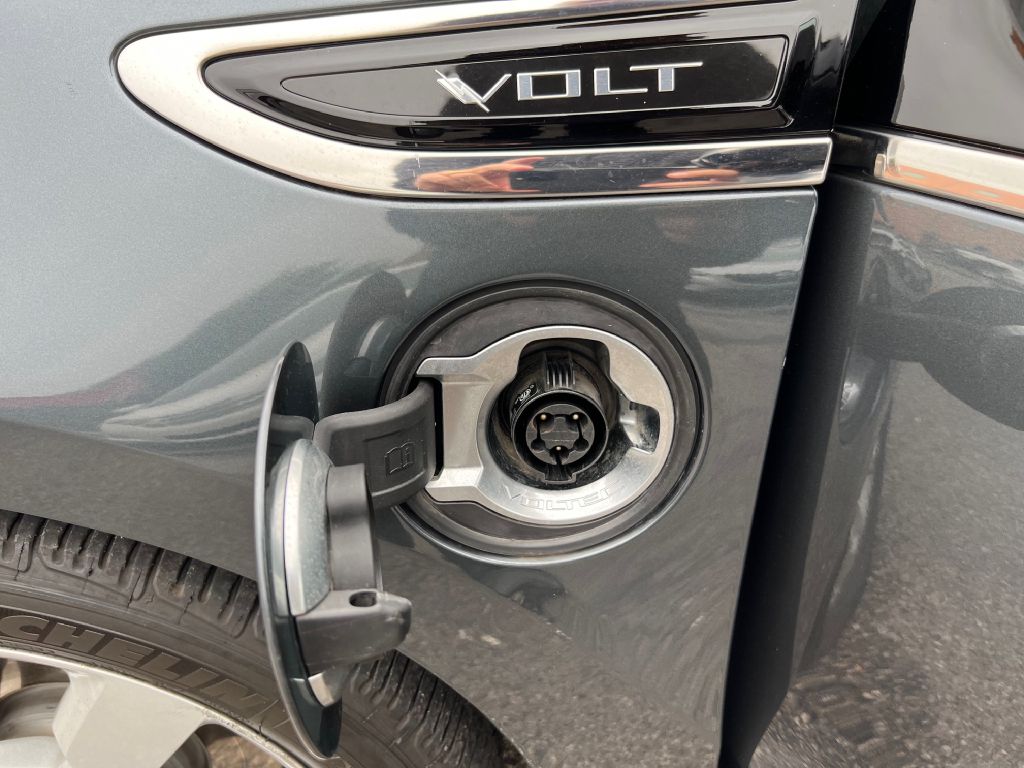 Photo 15 of this CHEVROLET VOLT