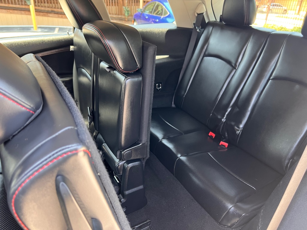 Photo 14 of this DODGE JOURNEY