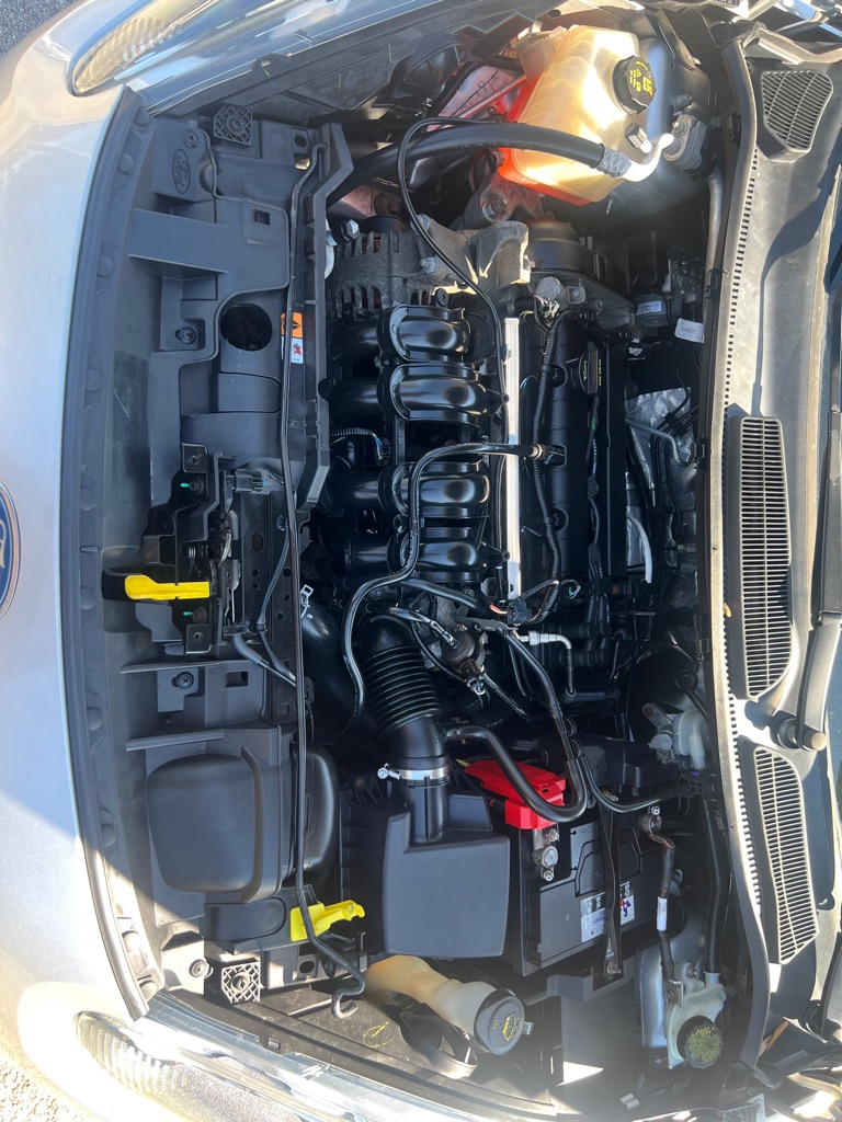 Photo 16 of this FORD FIESTA