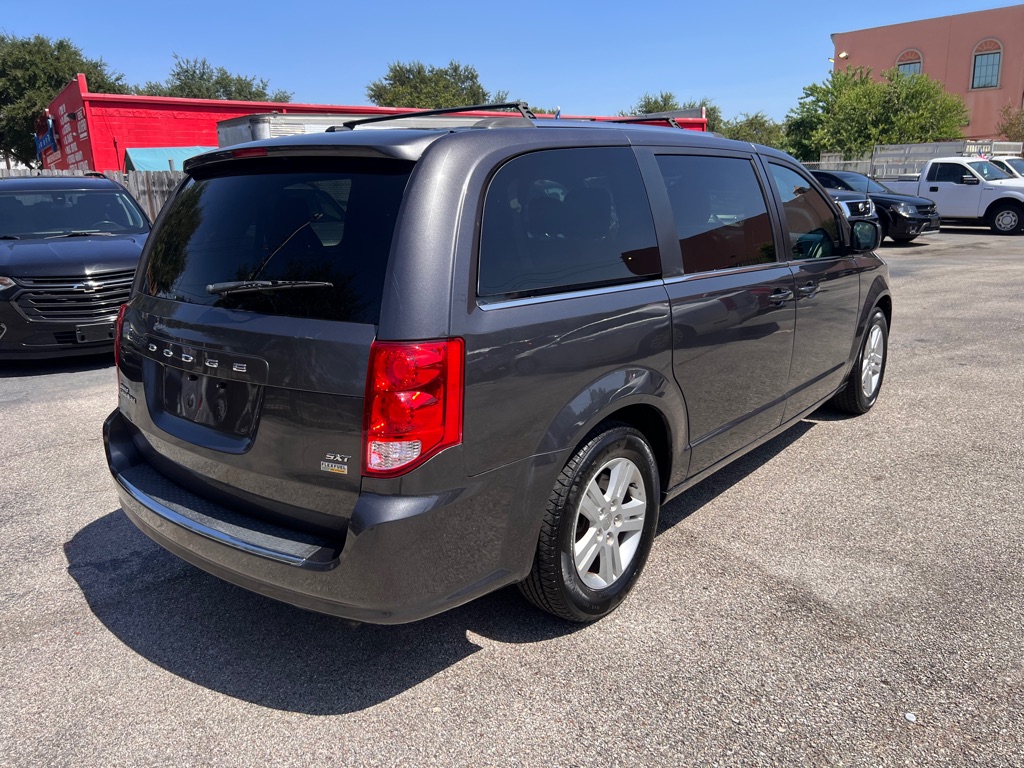 Photo 7 of this DODGE GRAND CARAVAN