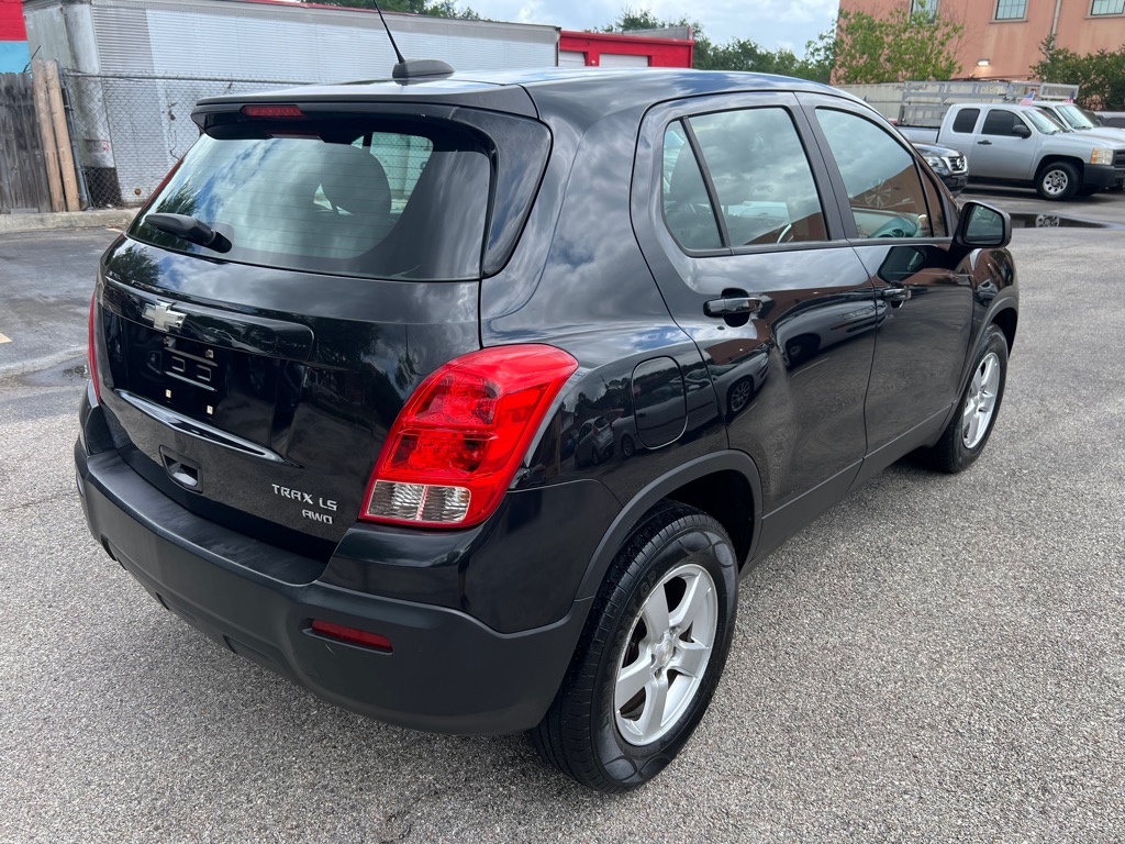 Photo 7 of this CHEVROLET TRAX