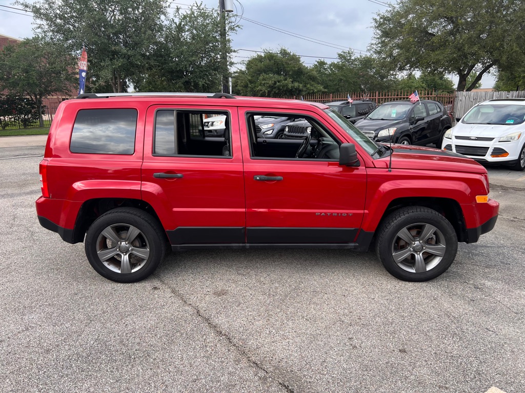 Photo 8 of this JEEP PATRIOT