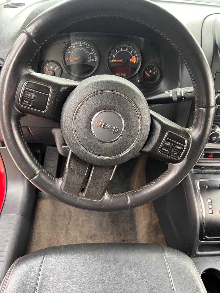 Photo 12 of this JEEP PATRIOT