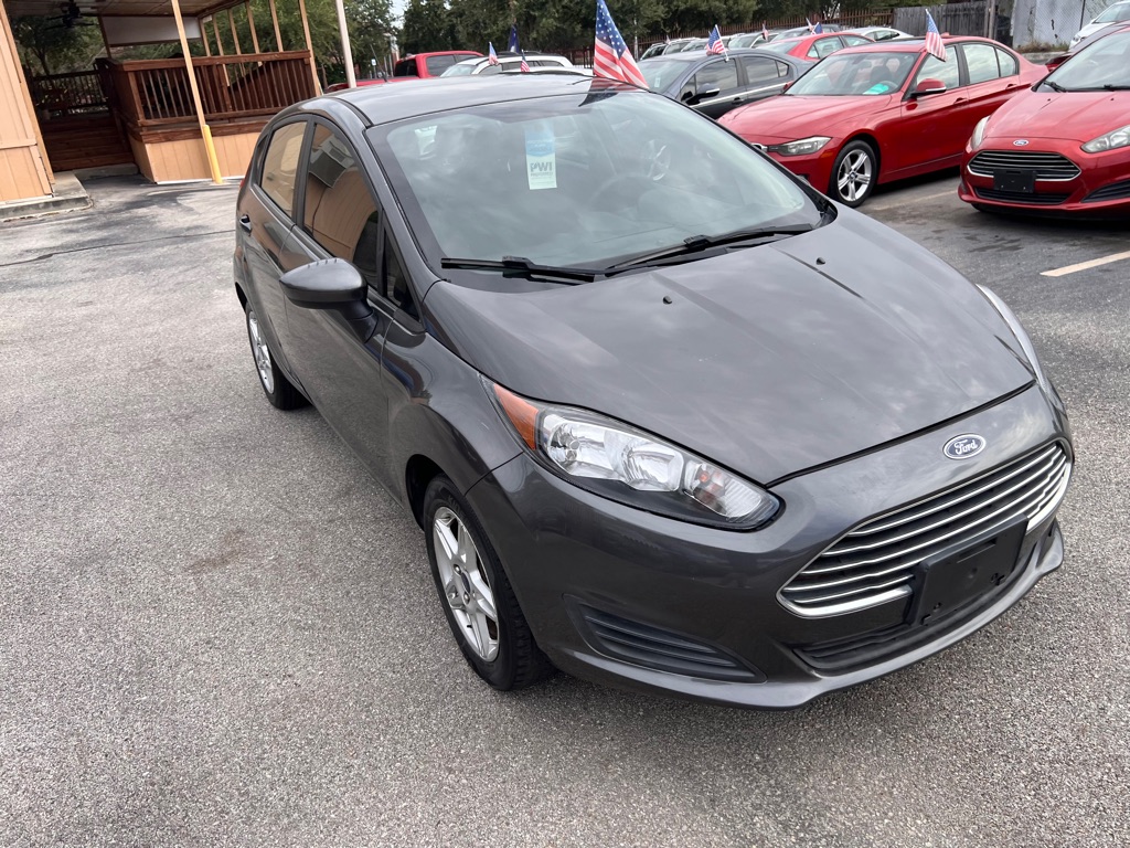 Photo 8 of this FORD FIESTA