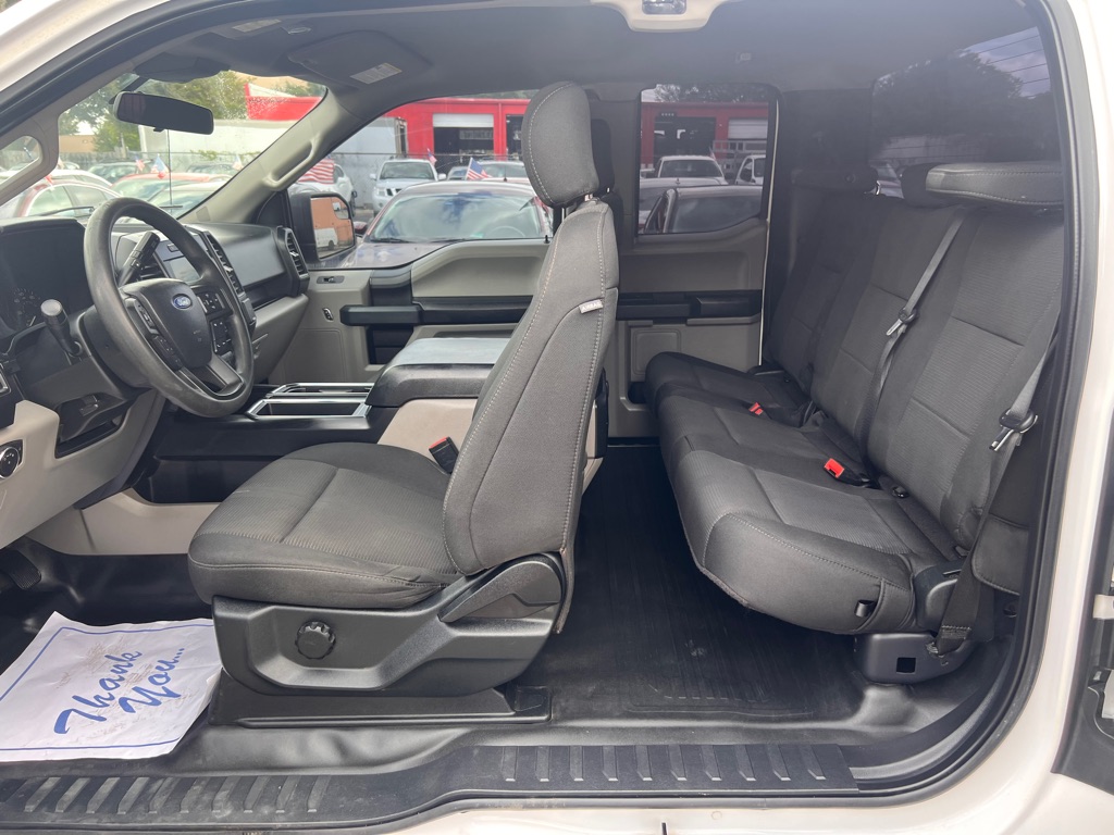 Photo 12 of this FORD F150
