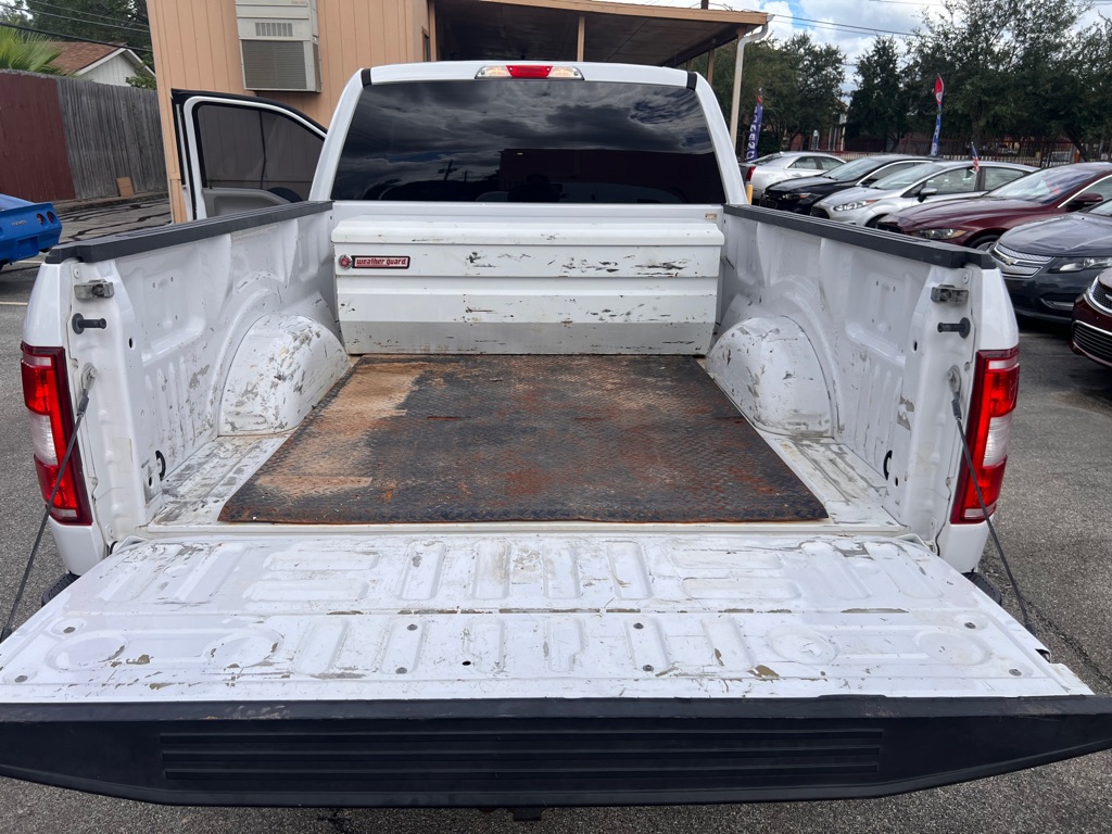 Photo 16 of this FORD F150