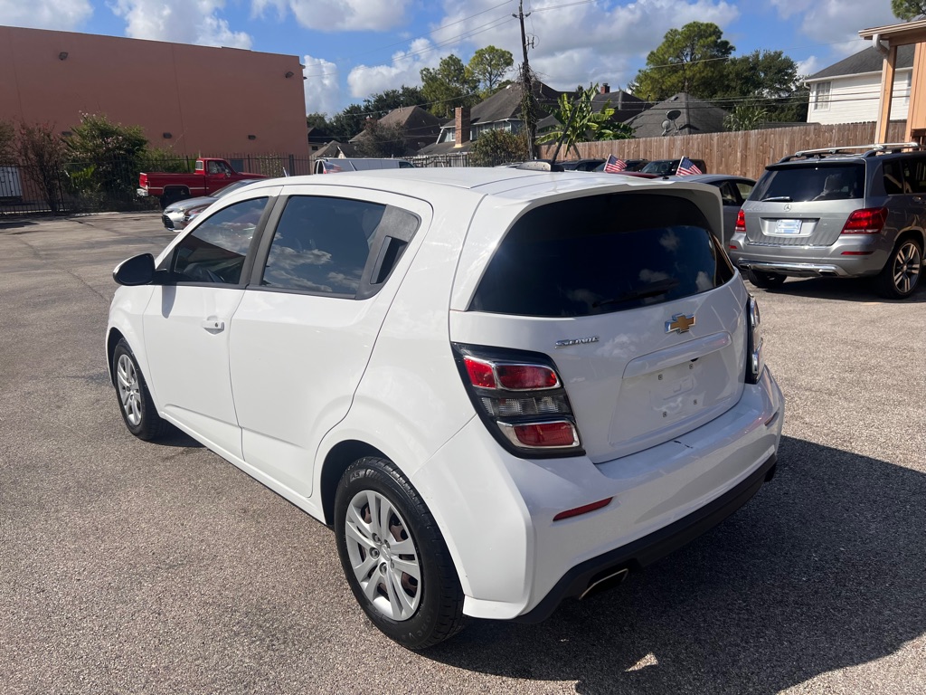 Photo 5 of this CHEVROLET SONIC