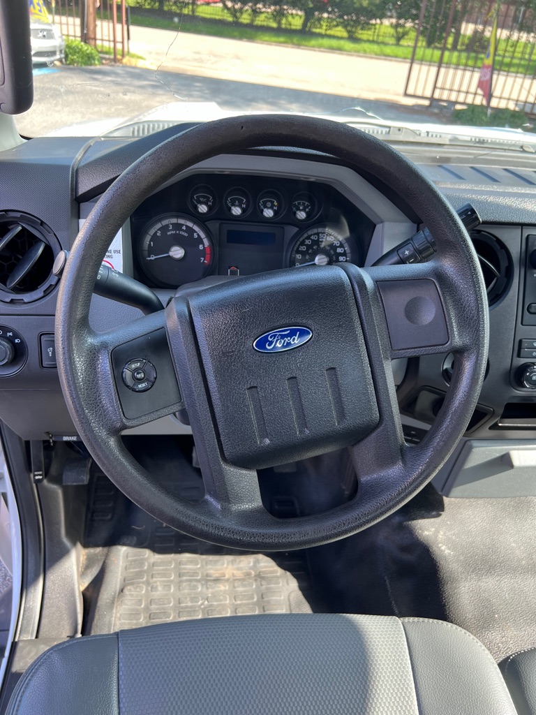 Photo 14 of this FORD F250