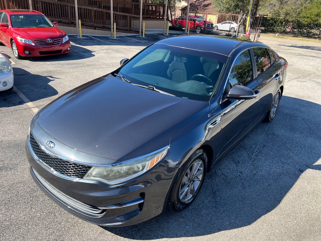 2017 Kia Optima LX AT Turbo's photo