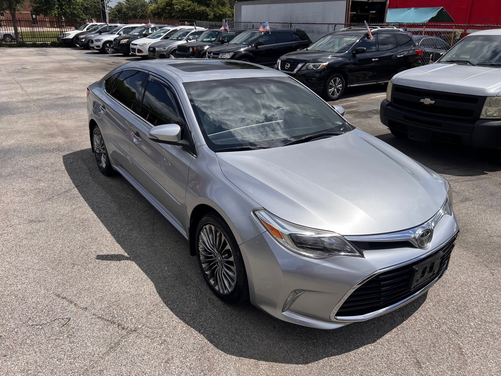 Photo 9 of this TOYOTA AVALON