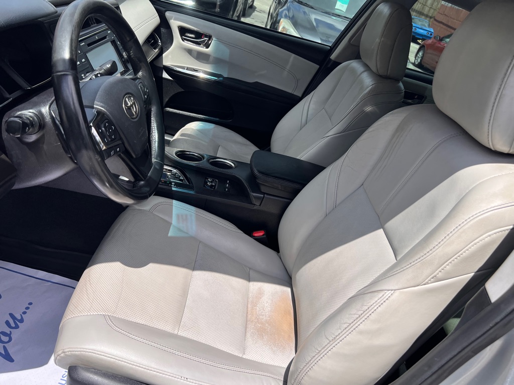 Photo 11 of this TOYOTA AVALON