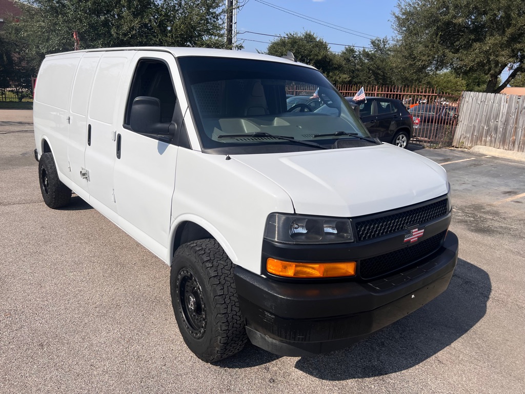 Photo 9 of this CHEVROLET EXPRESS G2500