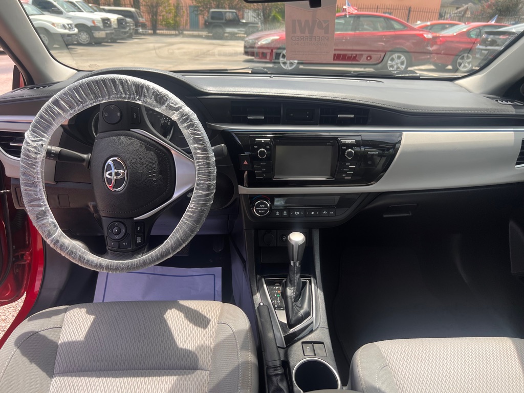 Photo 13 of this TOYOTA COROLLA