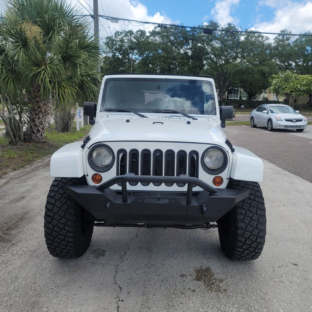 Photo 2 of this JEEP WRANGLER UNLIMI