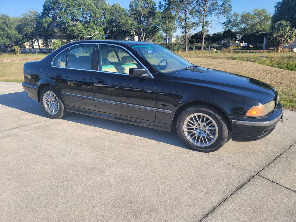 Photo 3 of this BMW 528
