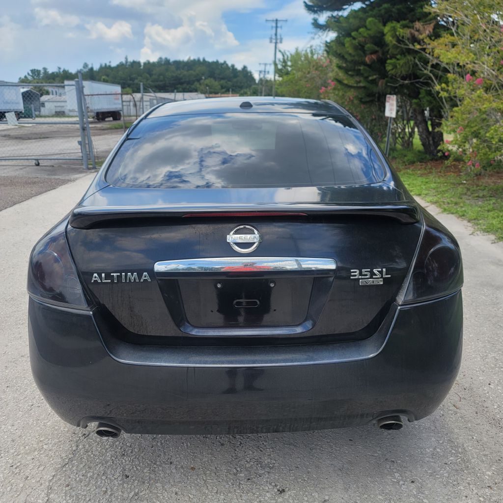 Photo 14 of this NISSAN ALTIMA