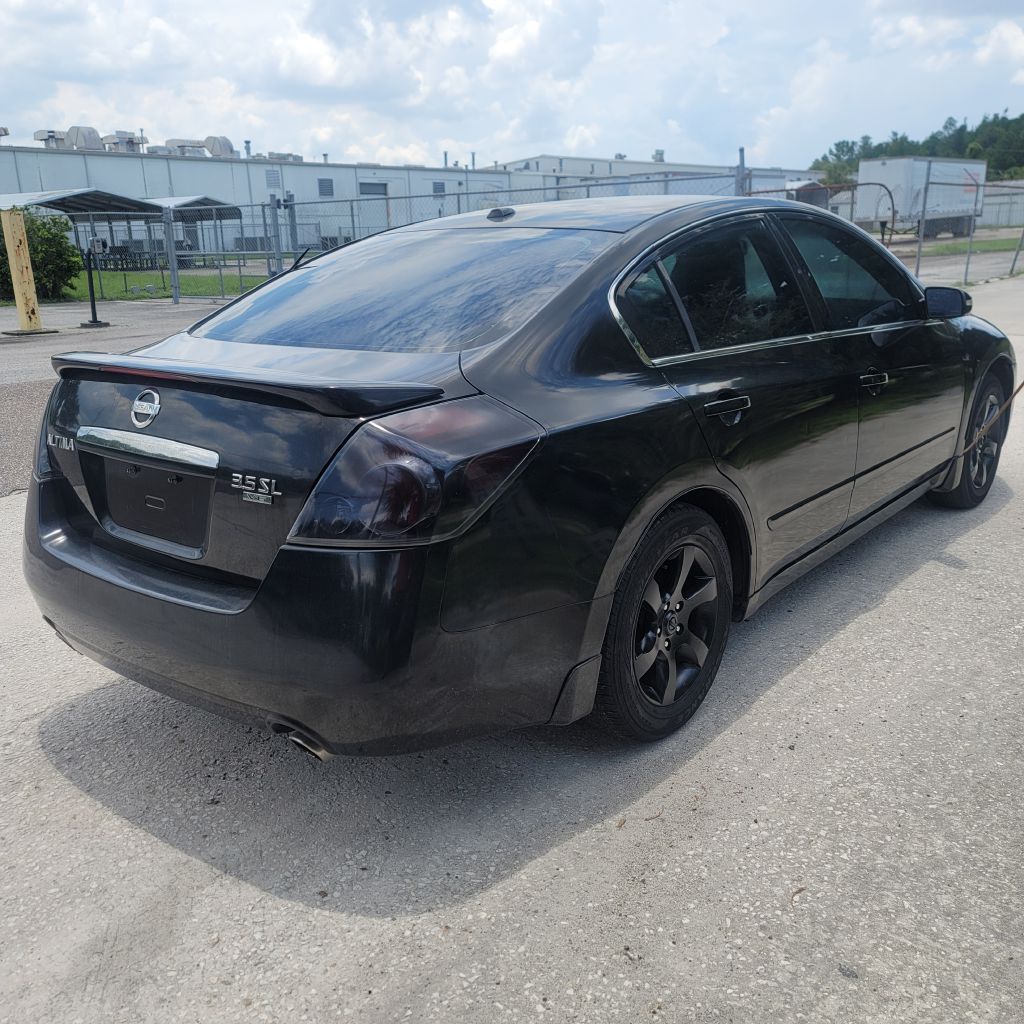 Photo 15 of this NISSAN ALTIMA