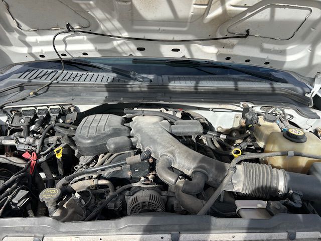 Additional photo of vehicle.