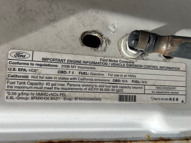 Additional photo of vehicle.