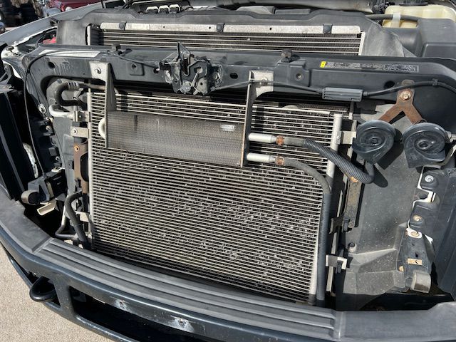 Additional photo of vehicle.