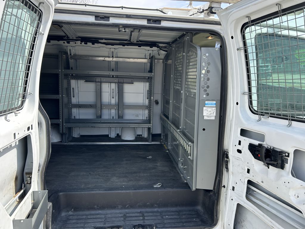 Additional photo of vehicle.