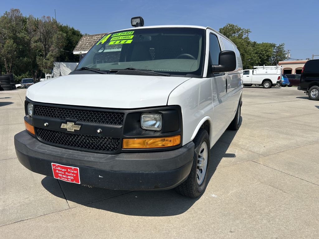Additional photo of vehicle.