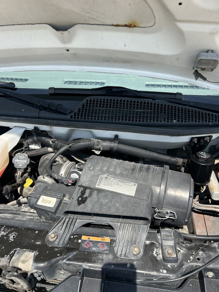 Additional photo of vehicle.