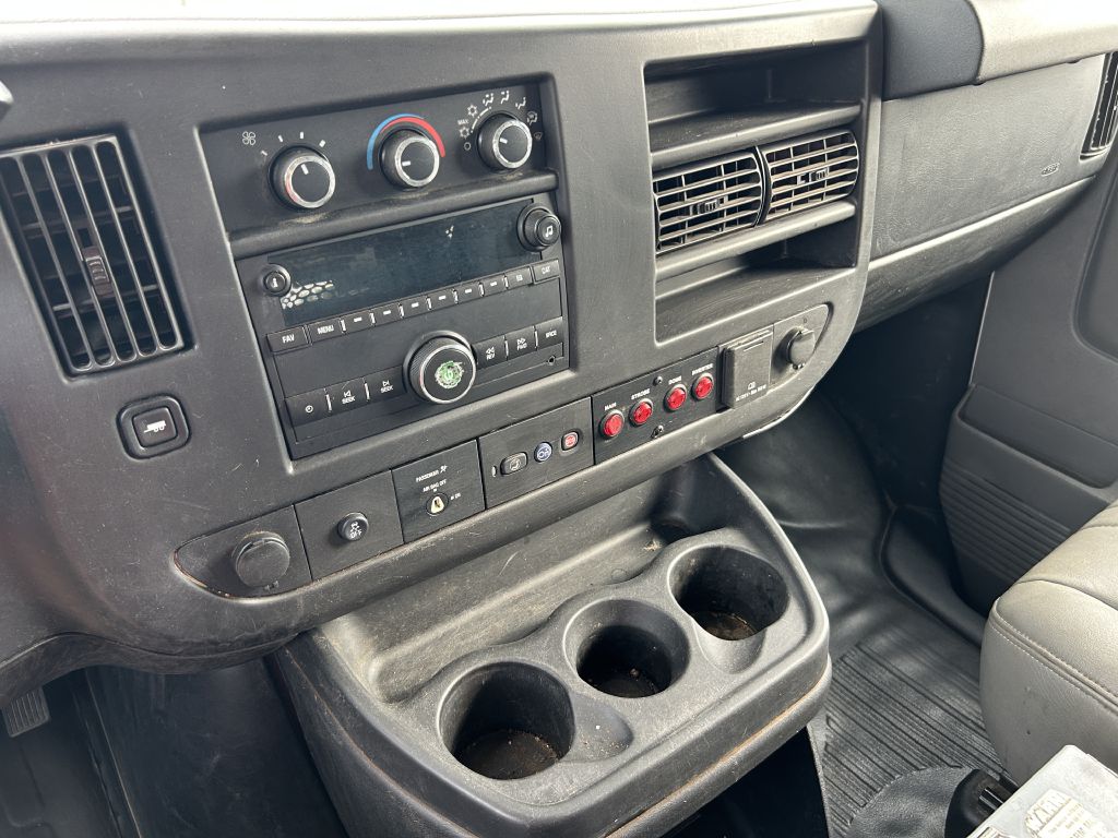 CHEVROLET EXPRESS G2500 2015 CHEVROLET EXPRESS G2500 1GCWGFCF5F1277027