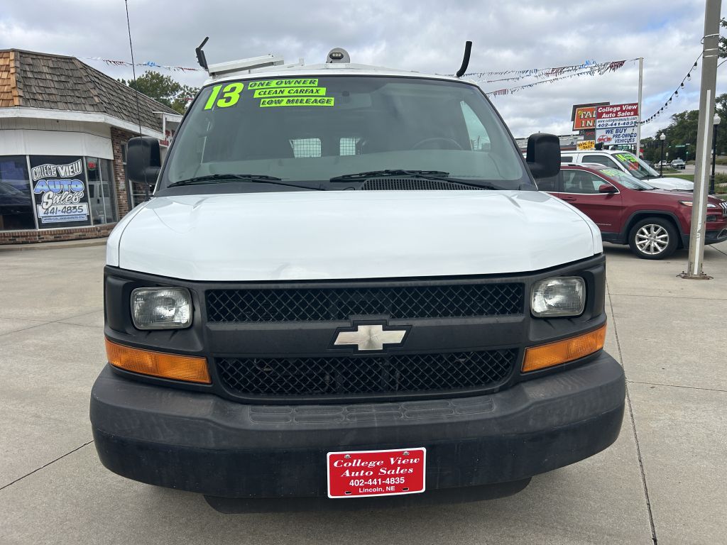 Additional photo of vehicle.