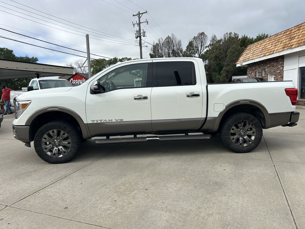 Photo 5 of this NISSAN TITAN