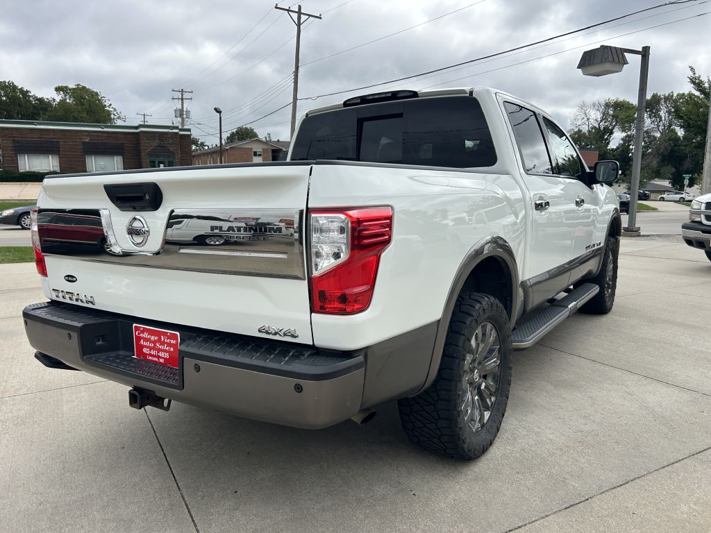 Photo 8 of this NISSAN TITAN