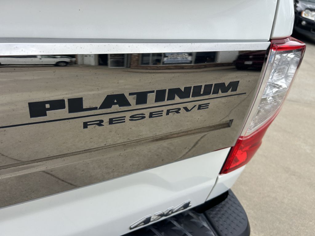 Photo 23 of this NISSAN TITAN