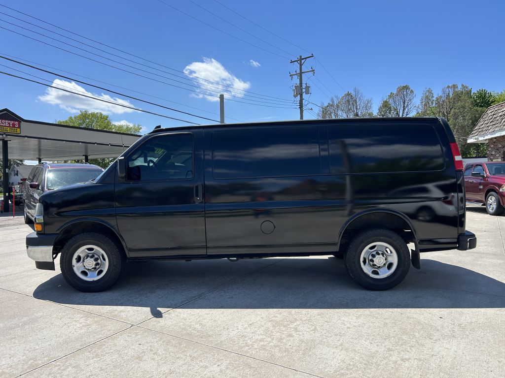 CHEVROLET EXPRESS G2500 2018 CHEVROLET EXPRESS G2500 1GCWGAFP4J1185746