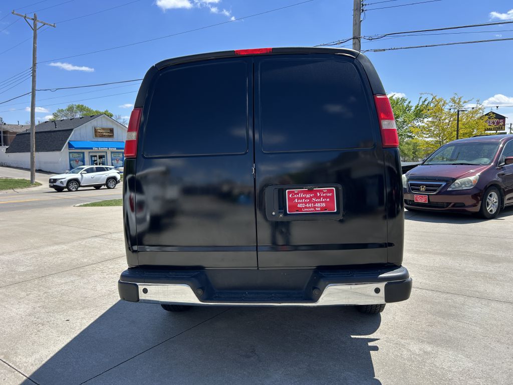 CHEVROLET EXPRESS G2500 2018 CHEVROLET EXPRESS G2500 1GCWGAFP4J1185746