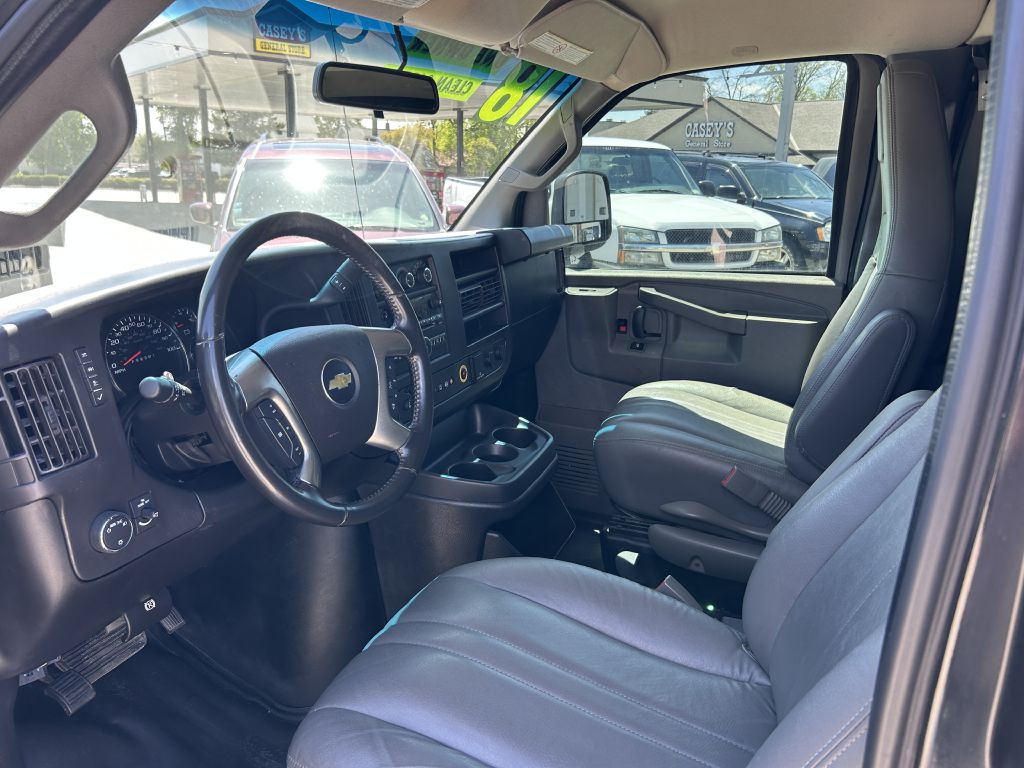 CHEVROLET EXPRESS G2500 2018 CHEVROLET EXPRESS G2500 1GCWGAFP4J1185746