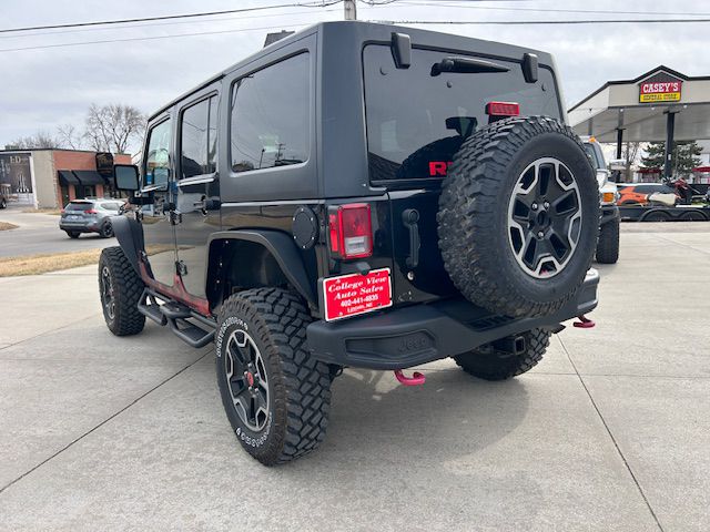 Additional photo of vehicle.