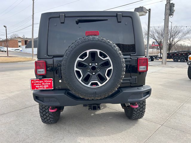 Additional photo of vehicle.